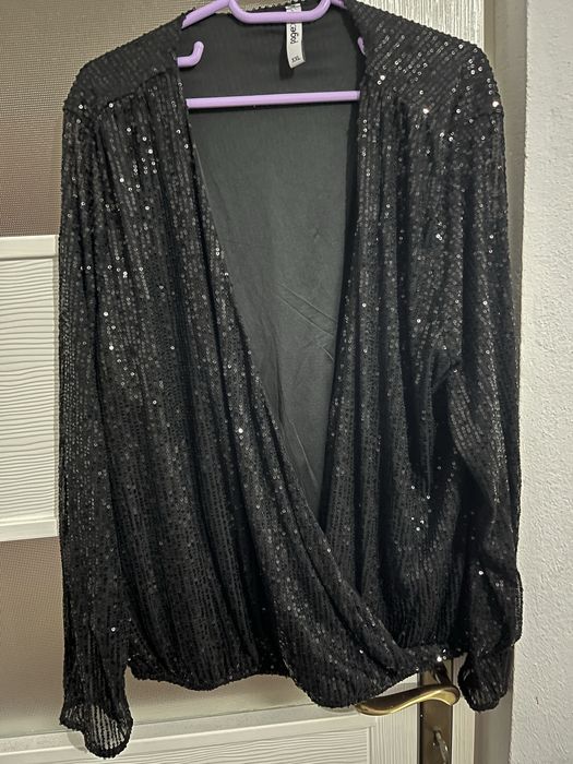 Bluza eleganta cu paiete