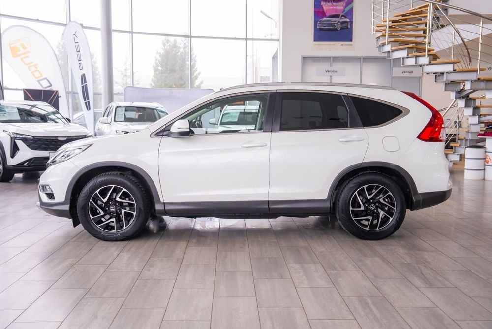 Honda CR-V Honda CR-V 1.6 Diesel / LED / Pilot / Navi / Climatronic / Încălzire