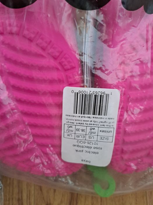 Papuci crocs noi mărimile disponibile în poze