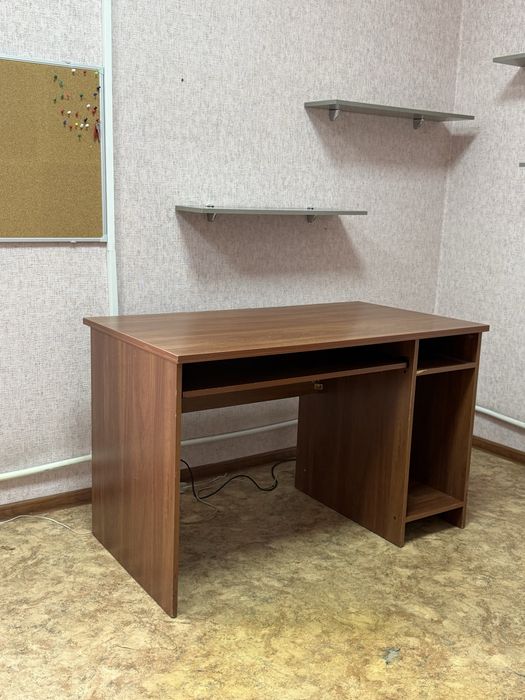 Мебель для офиса, шкафы, столы, тумбочки