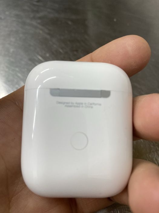 AirPods 1 поколения продам