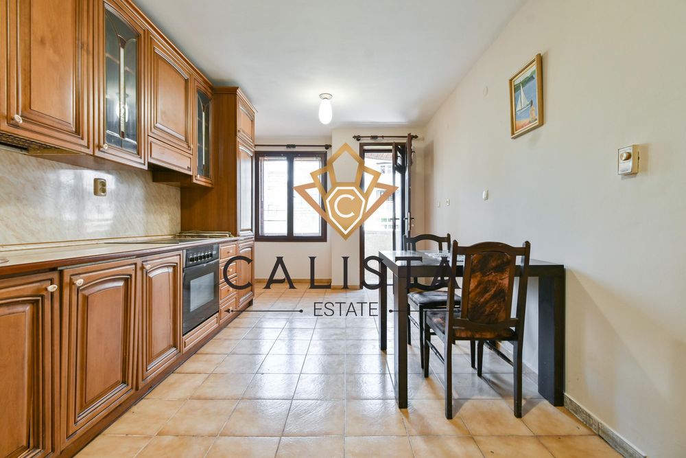 Продава се Двустаен апартамент в София, Хладилника - 100 кв.м за 1709 €/кв.м - Снимка #1