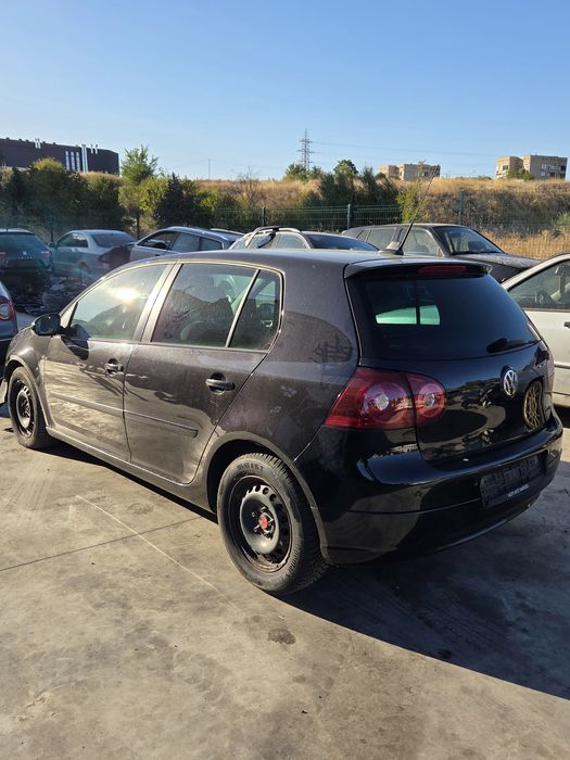 Golf 5 1.9 TDI BLS (НА ЧАСТИ)