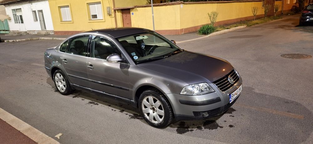 Vând Volkswagen Passat B5.5