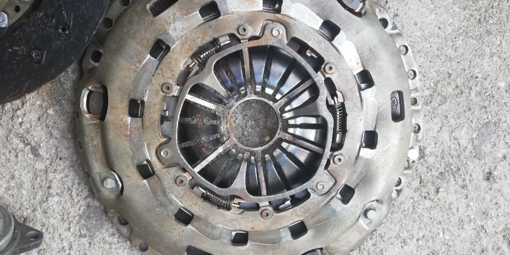 Съединител за Фолксваген шаран 240 ММ 2.8 v6