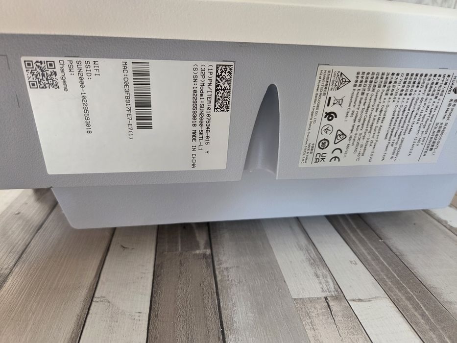 Invertoare Huawei Sun 2000 4 si 5 KTL L1