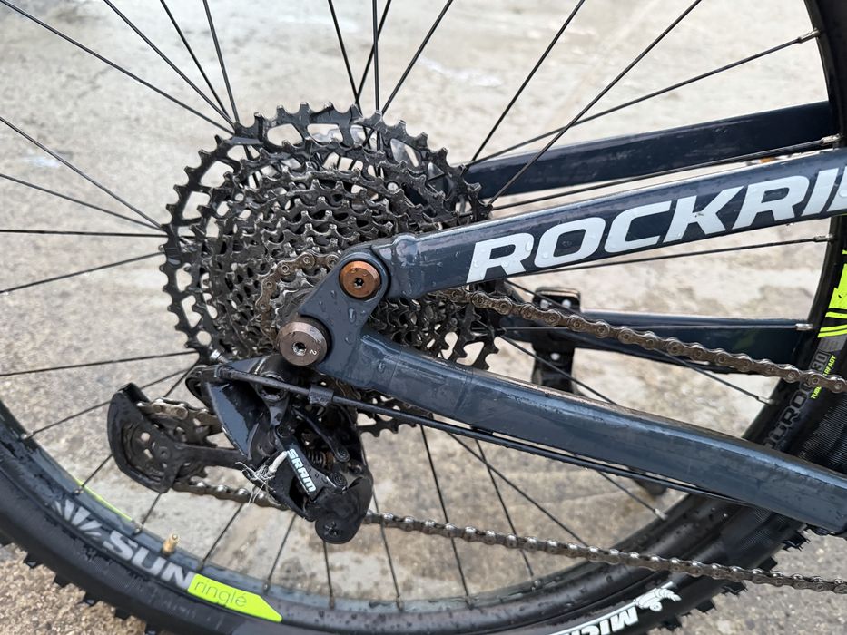 Vand bicicleta mountain bike Rockrider AM50S impecabil folosit ocazional