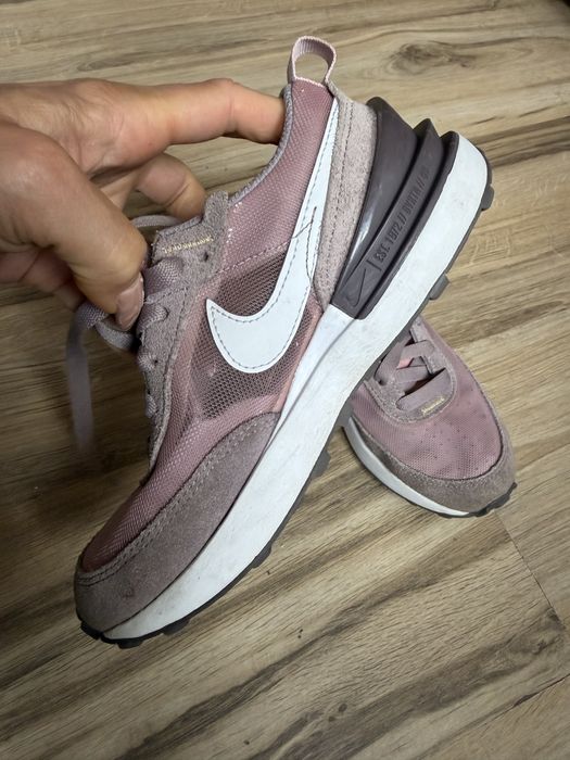 Оригинални юношески маратонки Nike Waffle One! 32 н