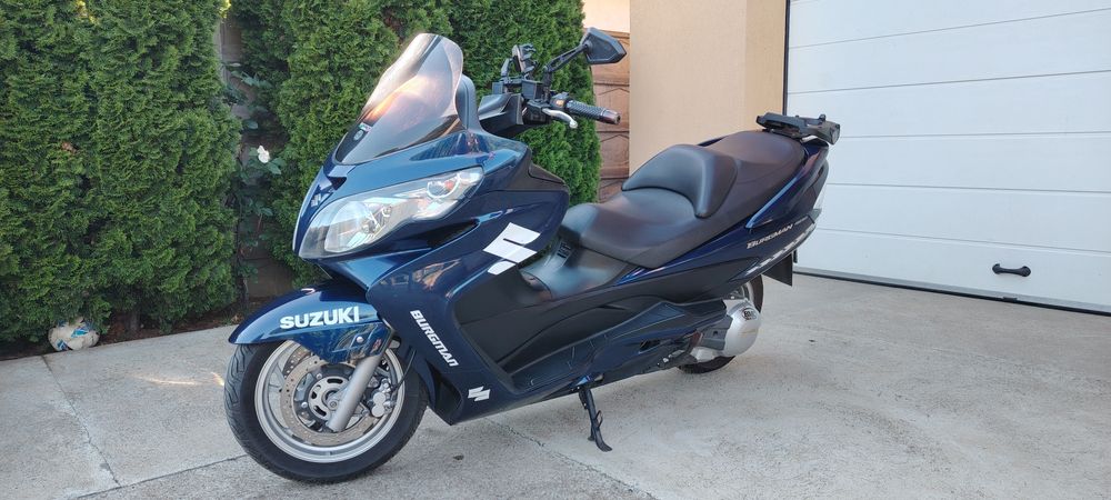 Suzuki Burgman 400 K7