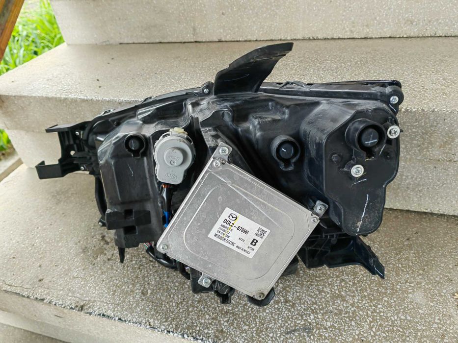 Фар Mazda CX30 FULL LED десен / Фар Мазда ЦХ30 Оригинален