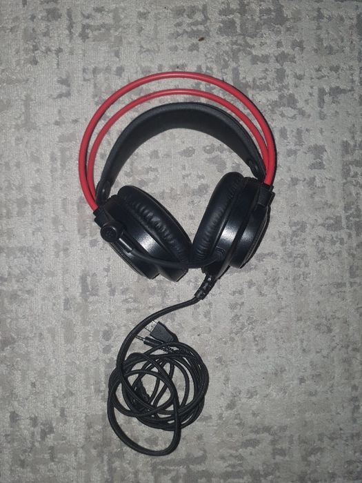 Продам наушники с микро