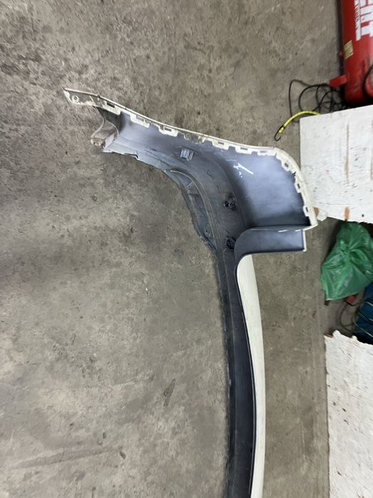 Задна броня за VW Touran Фолксваген Тауран 2010-2015г