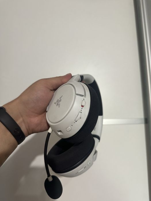Продам наушники Razer Kaira for Xbox, белые