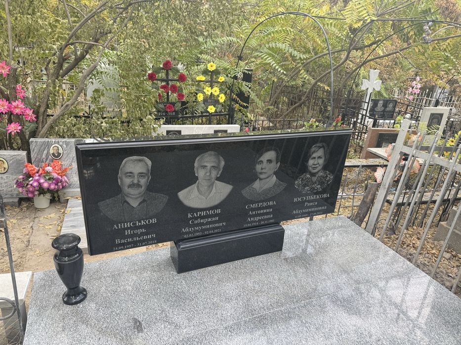 Памятники и навесы под ключ из гранита и мрамора.
