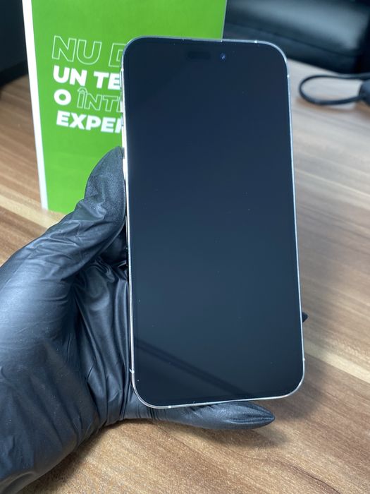 iPhone 14 Pro Max • 128 GB • Silver