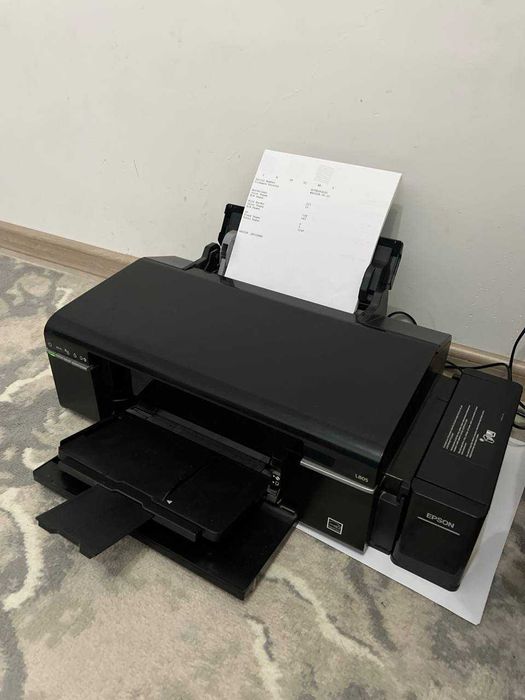 Epson L805 printeri sotiladi ish holati alo