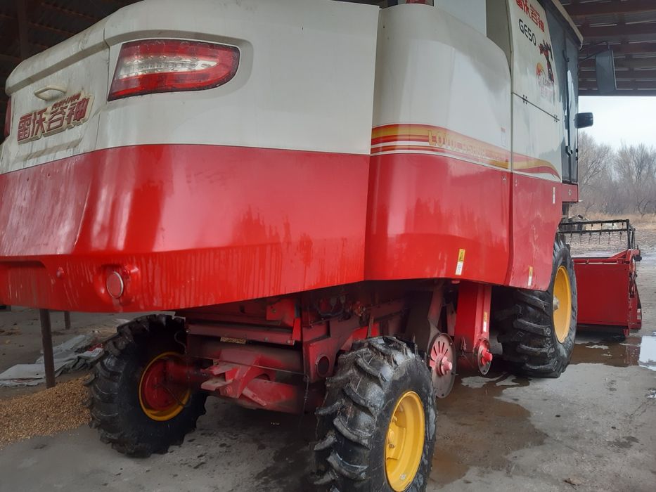 Комбайн Lovol продам