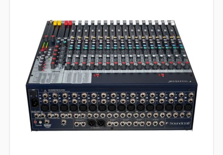 Микшерный пульт / Soundcraft FX16ii