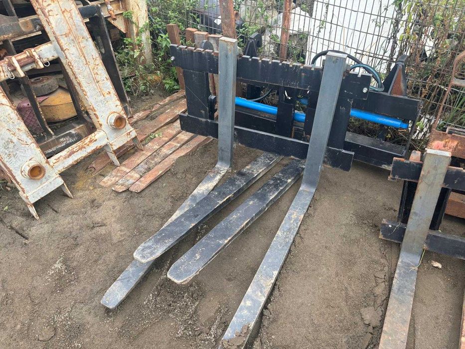 Furci NOI cu translatie pentru incarcatoare Manitou , Merlo