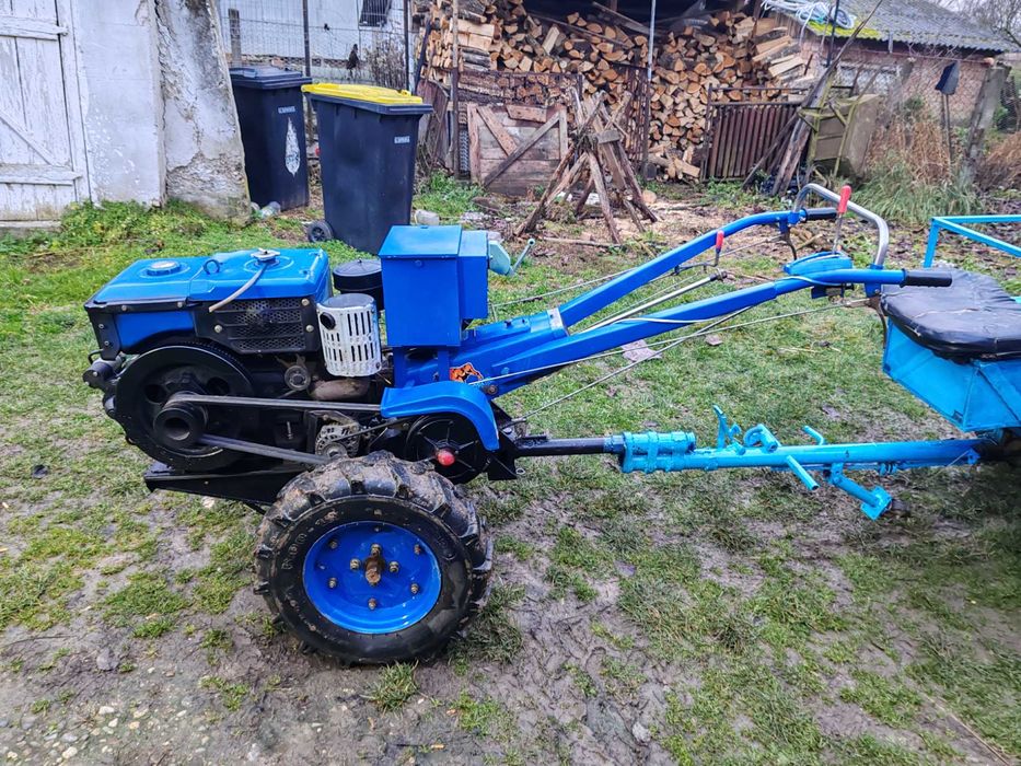 Zubr 12 cp + remorcă