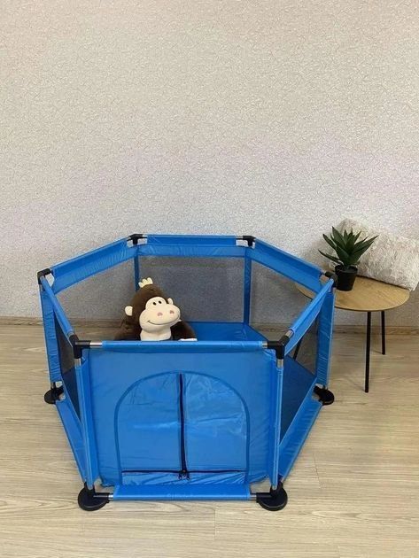 Детский манеж, игровая площадка для детей.