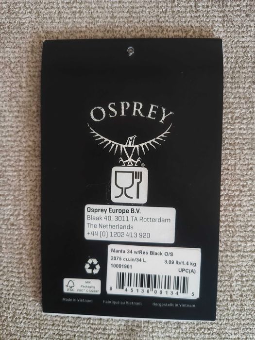 Osprey - Manta 34, black, with unused 2.5 L reservoir included.