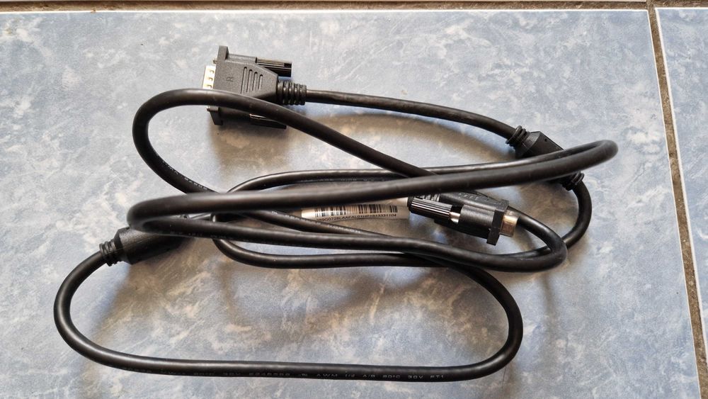 Vand Lot 58 buc cablu VGA Original HP 924318-0011913 la 300lei