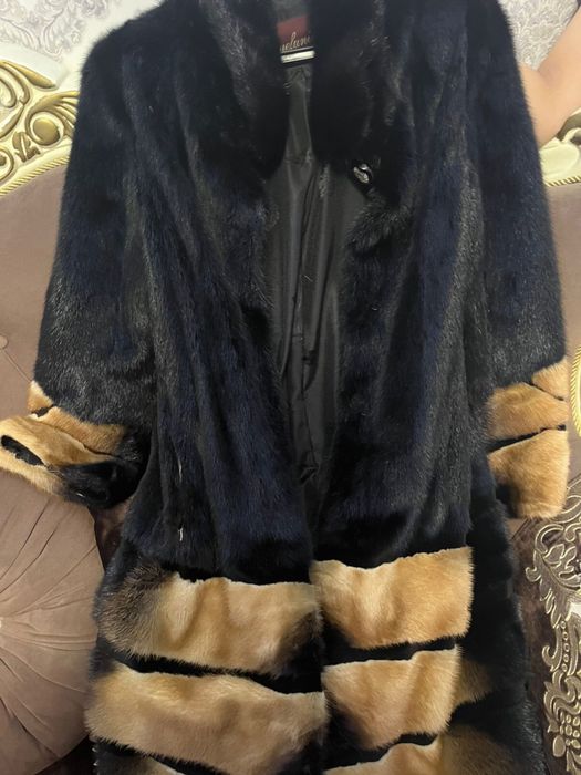Продам норковую шубу