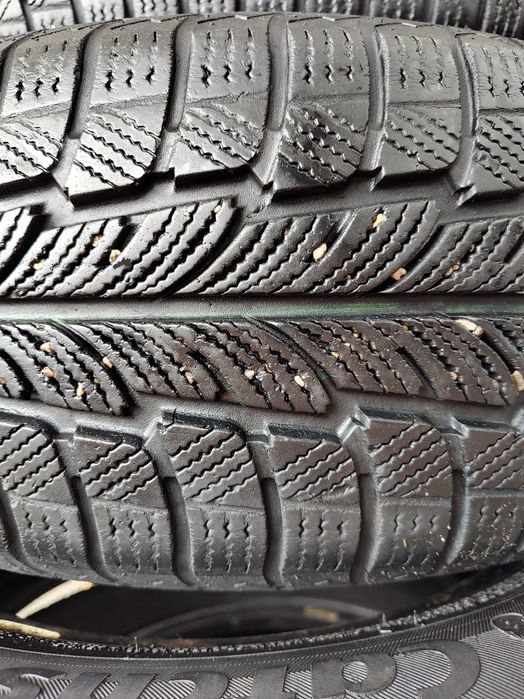 Комплект зимни гуми