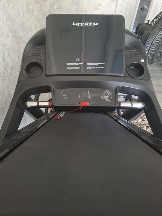 Беговая дорожка Life Gym LGM-601