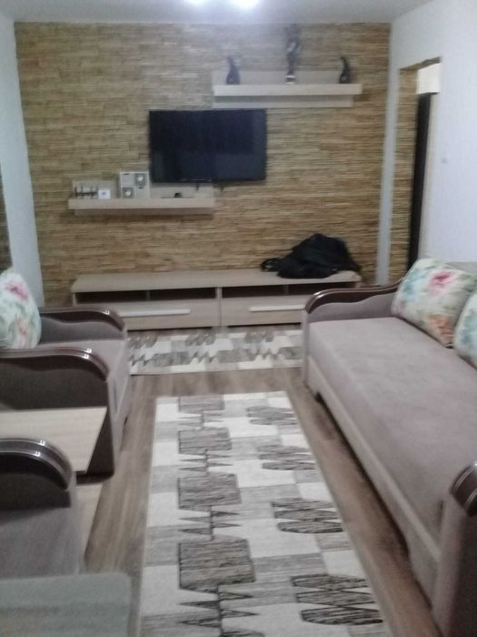 Apartament de inchiriat