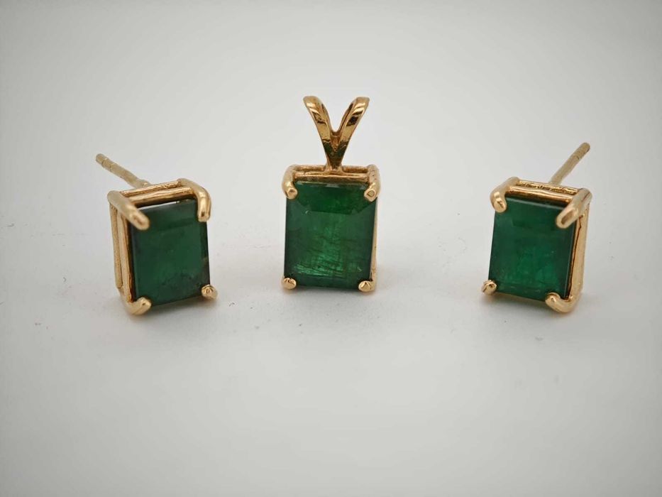 Cercei 14k cu smarald si pandativ smarald 6ct