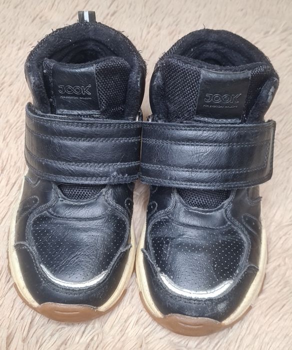 Продам ботинки для мальчика (весна-осень)