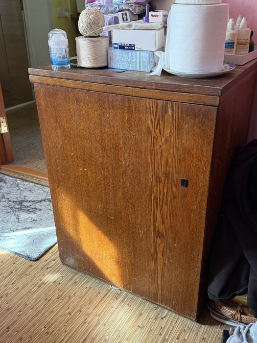 Продам швейную машинку