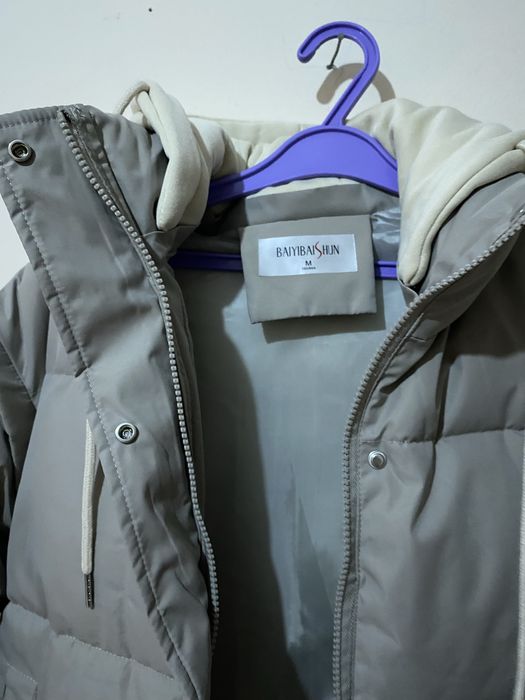 Срочно  женскую   куртку  продам .