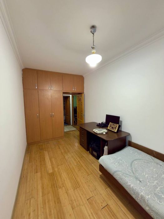 3/2/4 65м2 м-Феруза напротив Эко базар / мебель техника