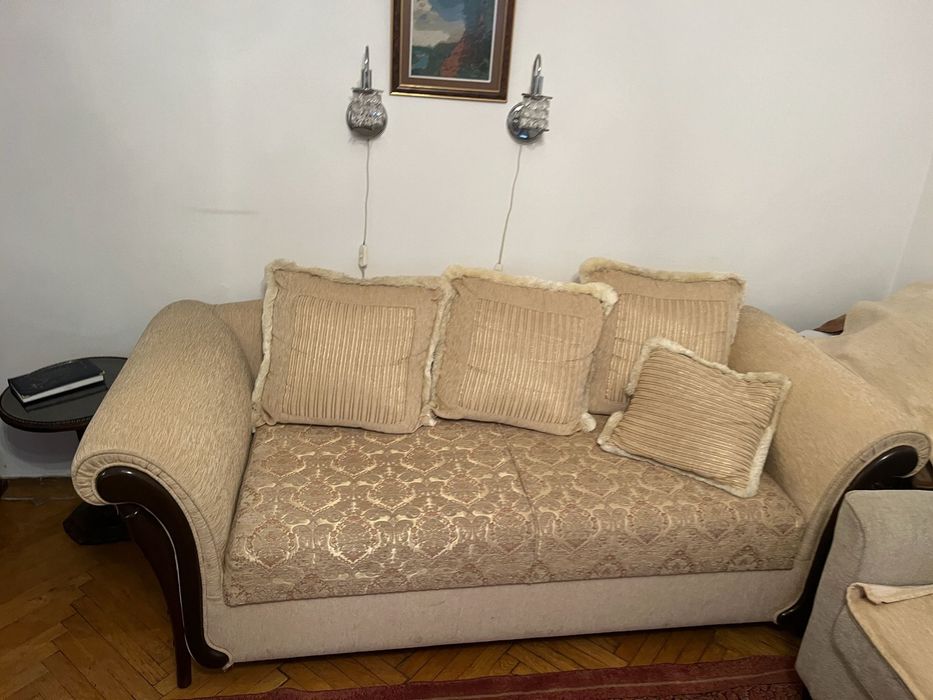 Vând set canapele