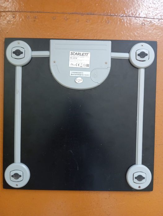 Напольные весы Scarlett