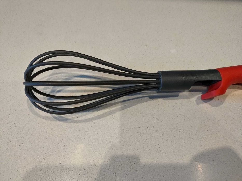 Професионална силиконова кухненска разбивачка за яйца от Холандия