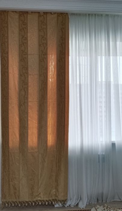Продам шторы б/у