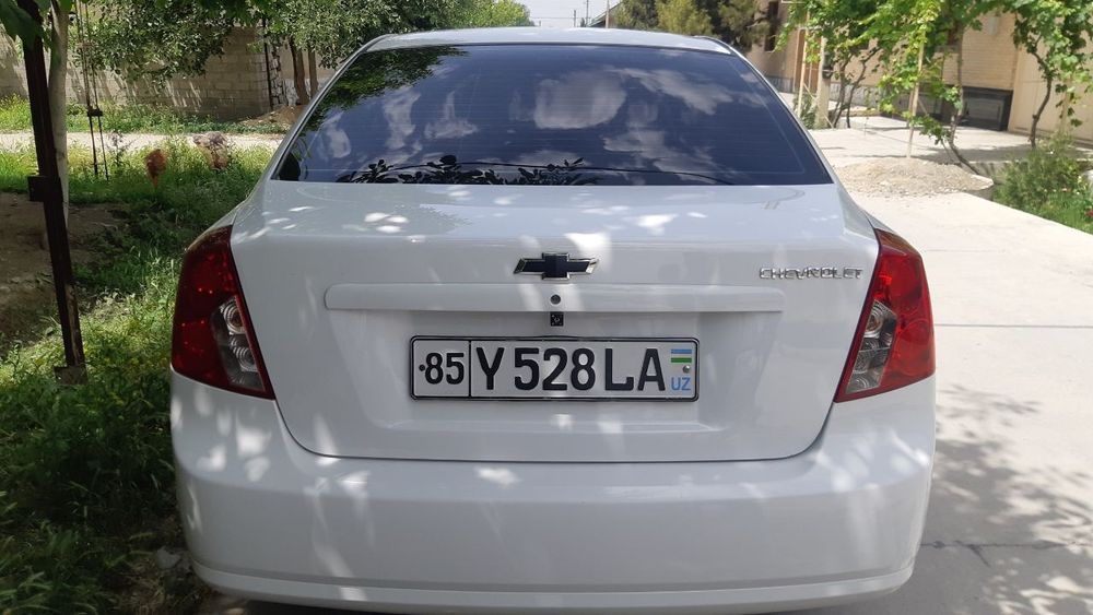 Gentra xarajatsiz moshina