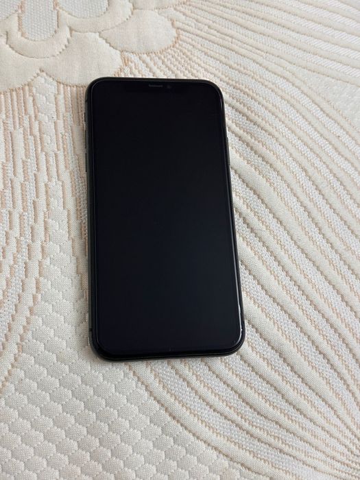 IPhone 11 коробки нету