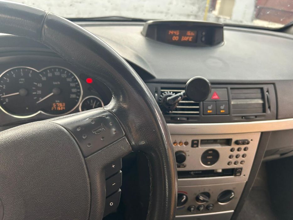 Opel Meriva 1.6 diesel – 2004 – economică