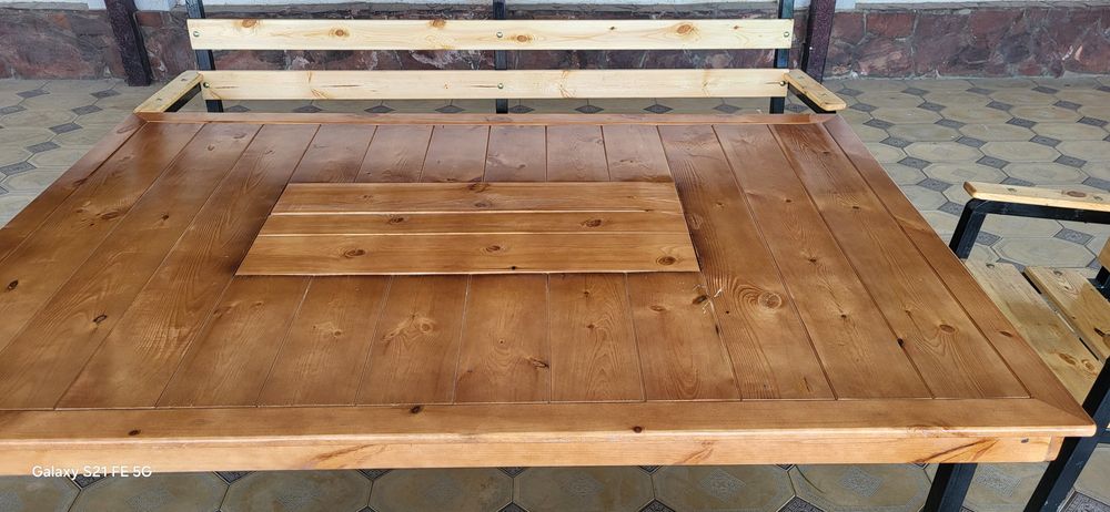 Стол с монгалом барбекю