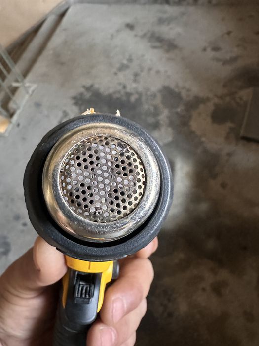 Vand pistol aer cald dewalt dce 530