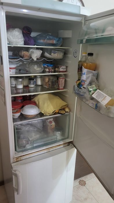 Двухкамерный холодильник Electrolux