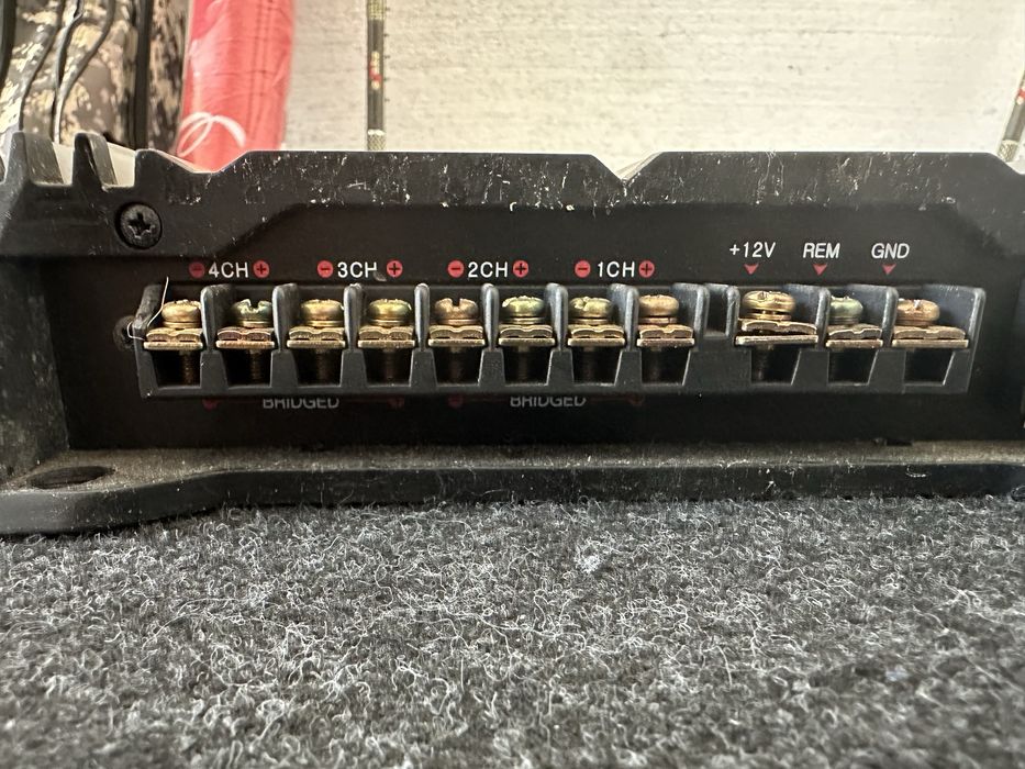 Бас каса + усилвател