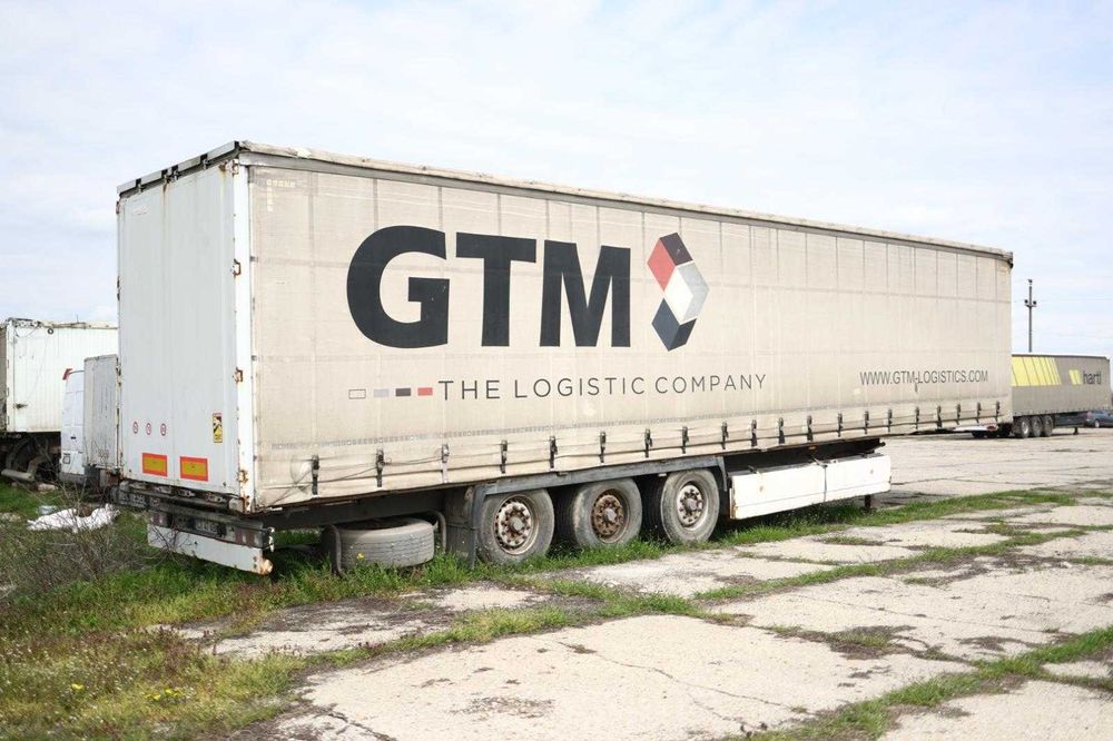 Semiremorci prelata Scwarzmuller Schmitz krone