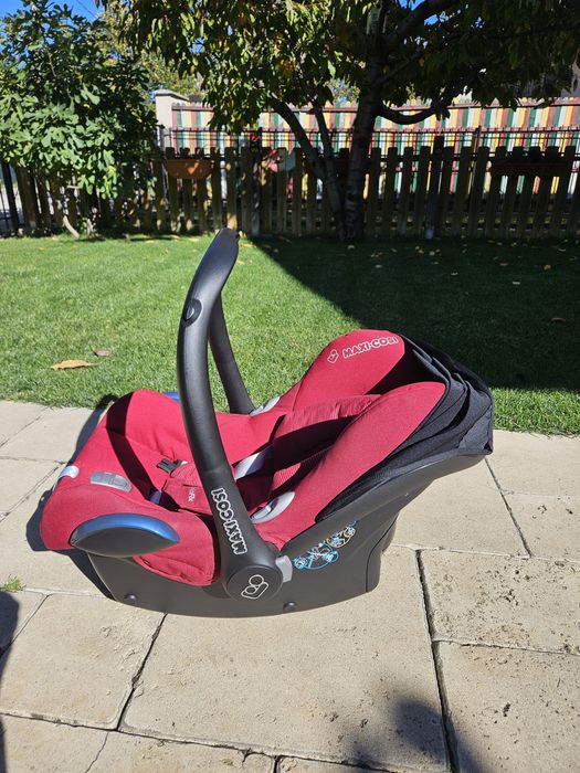 Scoică auto Maxi-Cosi pentru bebeluși până la 13 kg