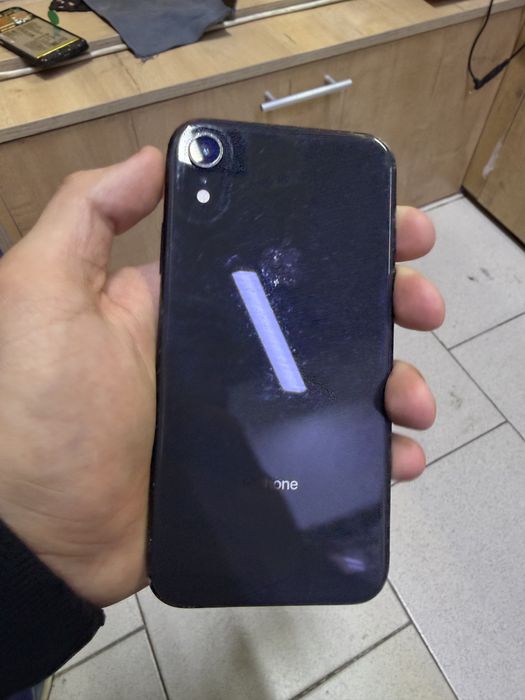 Iphone XR 64гб 76% все в родном минус корпус царапины